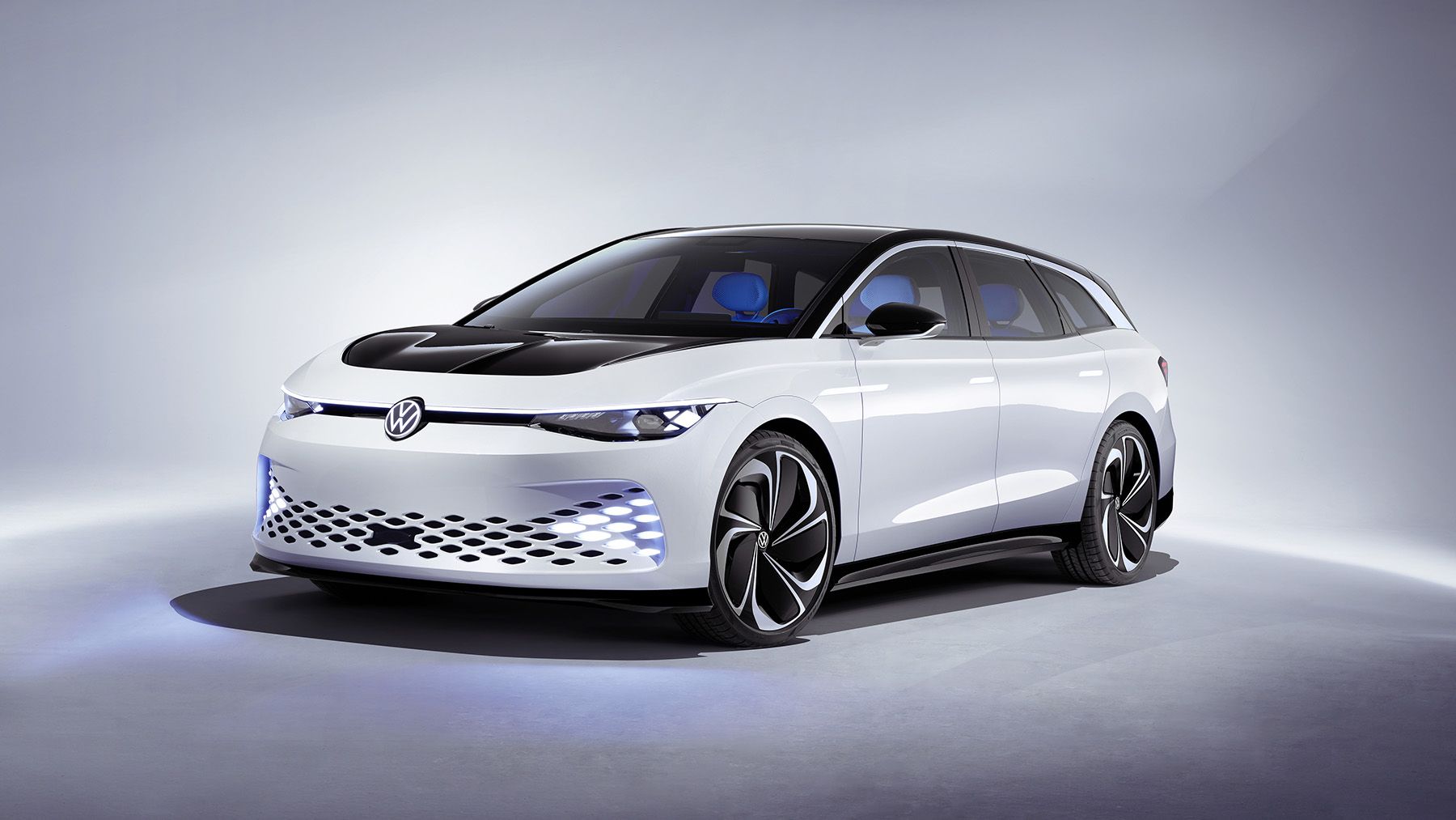 2025 VW ID.7 Electric Wagon Spotted For The First Time As
