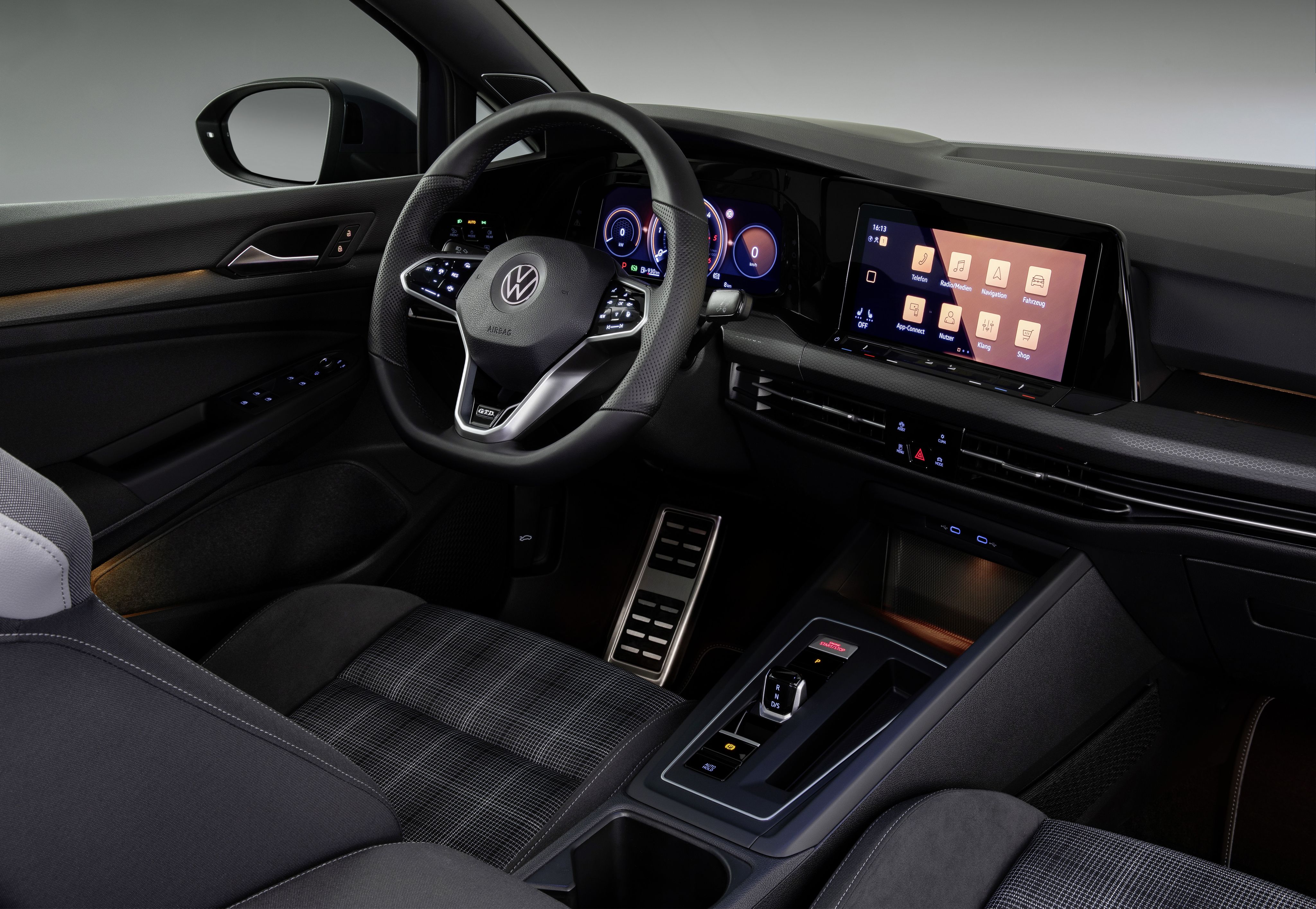 VW Is Still a Diesel of the Eighth-Gen Golf GTI
