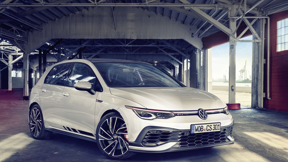 2022 Volkswagen GTI Clubsport Gets 296 HP, Not Coming to the U.S.