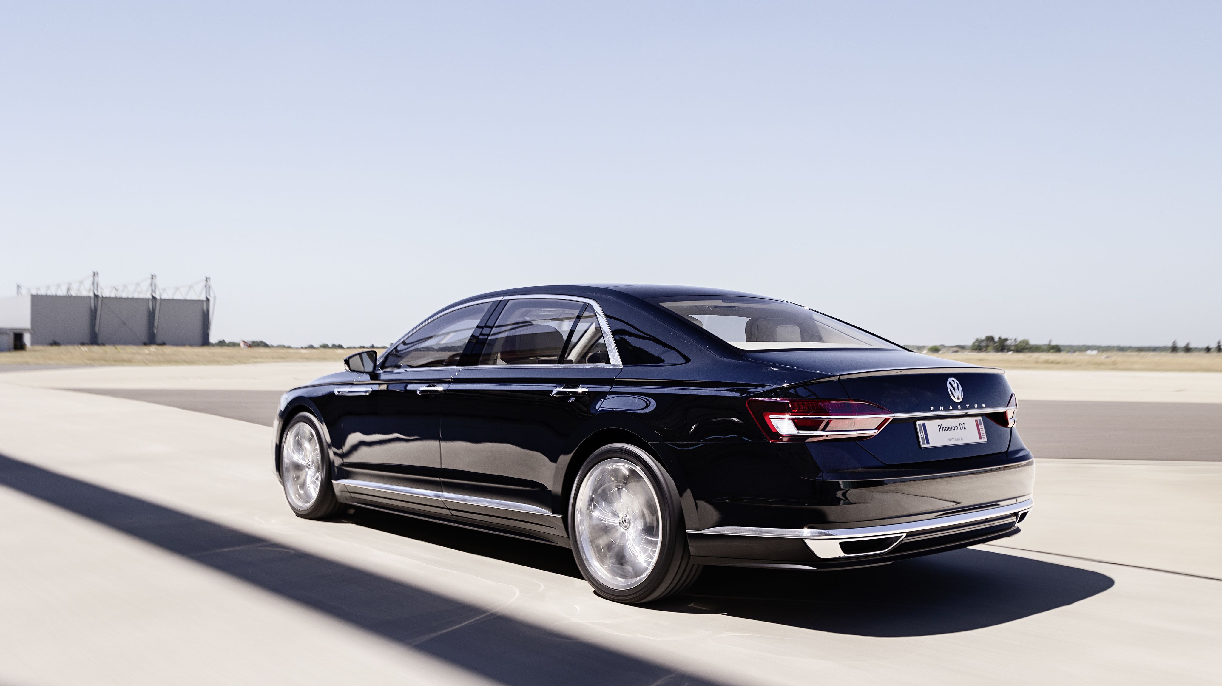 This Is the Second-Generation VW Phaeton That Never Got Built