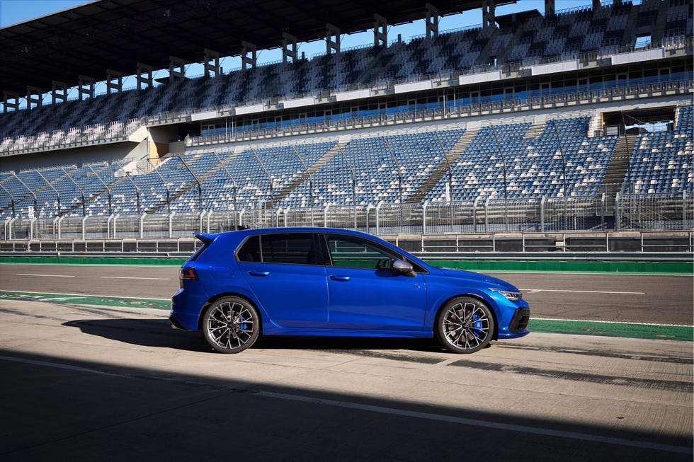 2025 volkswagen golf r review