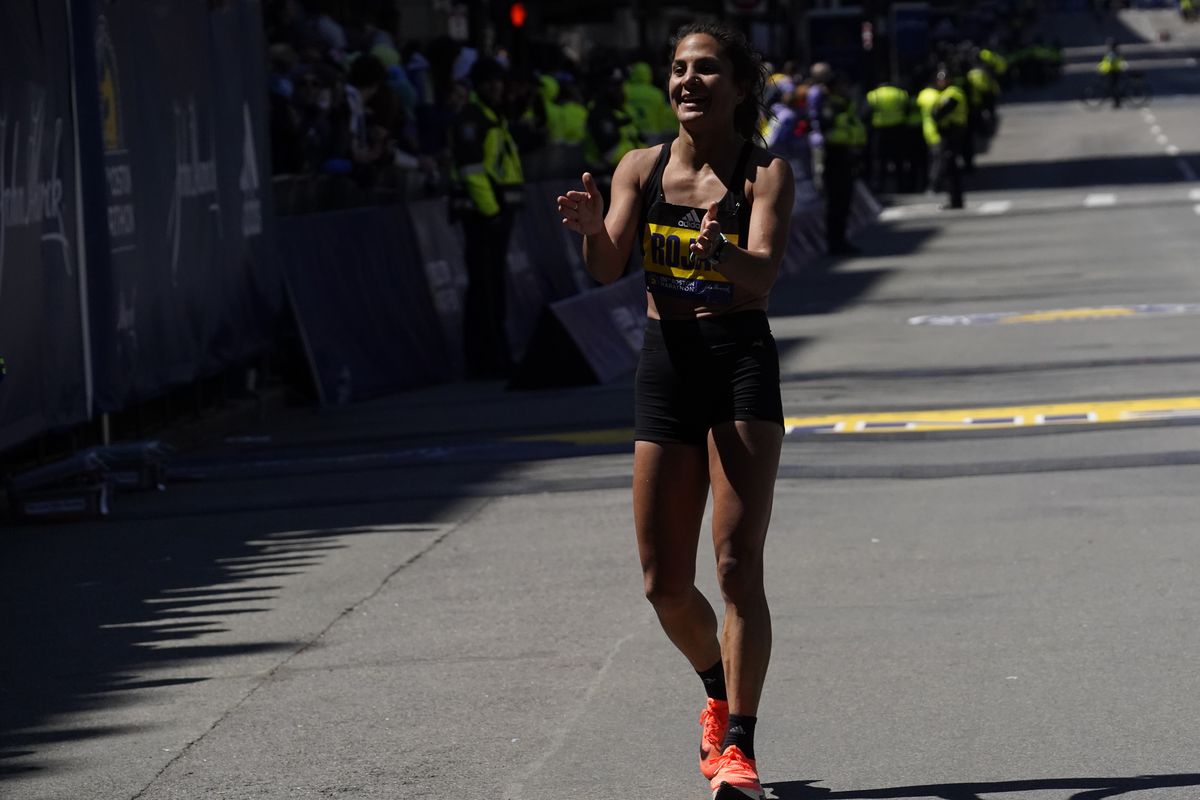 forene Slovenien Regulering American Women Finish Strong Lead By Nell Rojas at 2022 Boston Marathon -  Boston Marathon Results