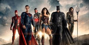 superman, cyborg, wonder woman and batman, along with the flash and aquaman, in costume in the justice league, the 5th movie in the dc movies in order