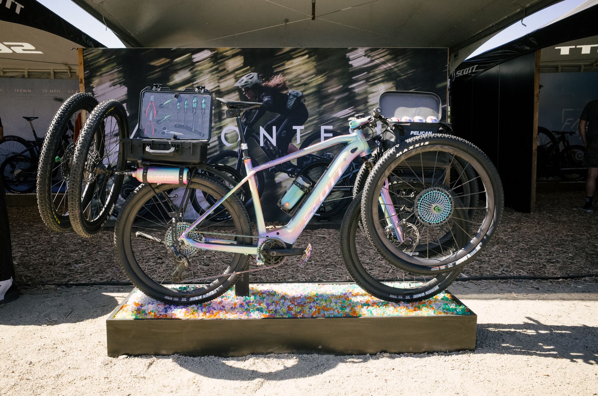 The world’s most practical e-bike *if you’re a mountain bike world cup mechanic*.