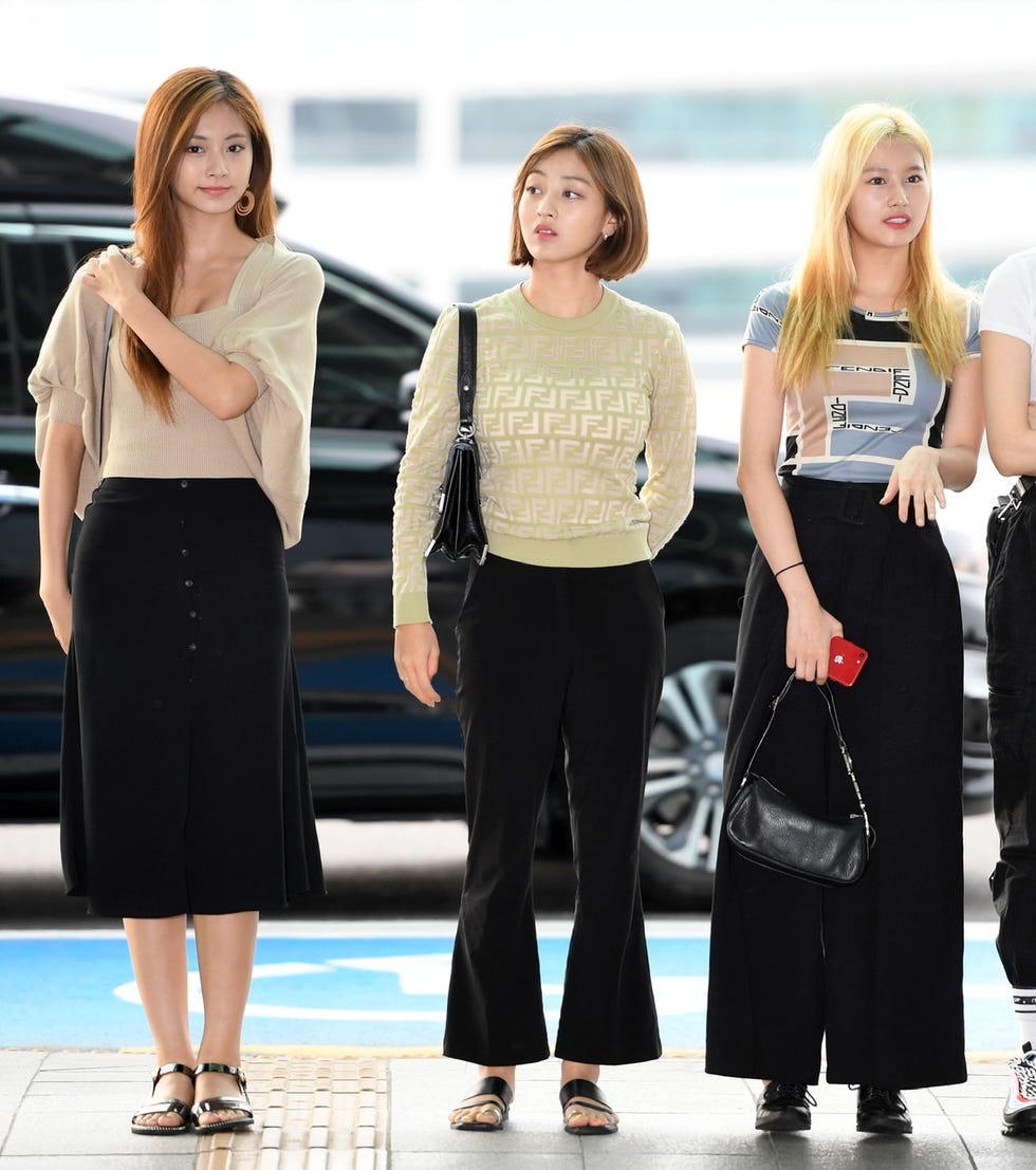 TWICE(トゥワイス)の“天然美人”! ジヒョ(JIHYO)の衣装 TWICE(トゥワイス)の“天然美人”! ジヒョ(JIHYO)の衣装