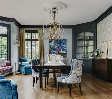 Tour an Updated Traditional Space Perfect for Entertaining