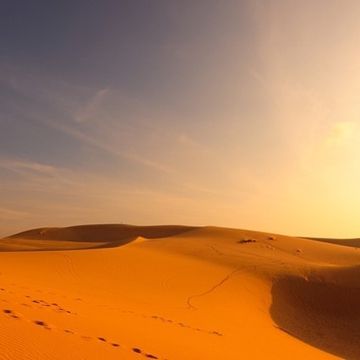 een hete dag in de woestijn