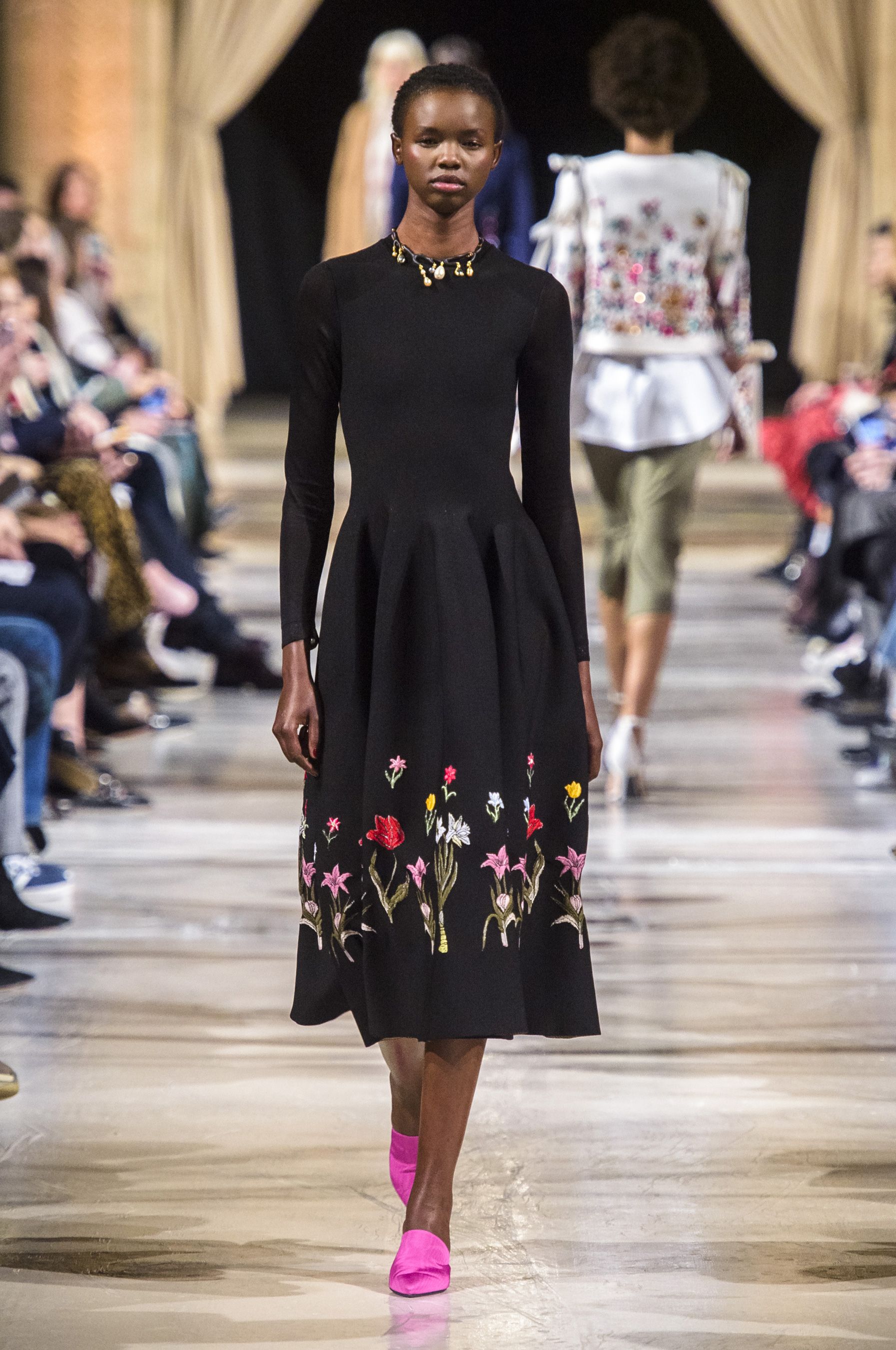 Looks From Oscar de la Renta Fall 2018 NYFW Show Oscar de la