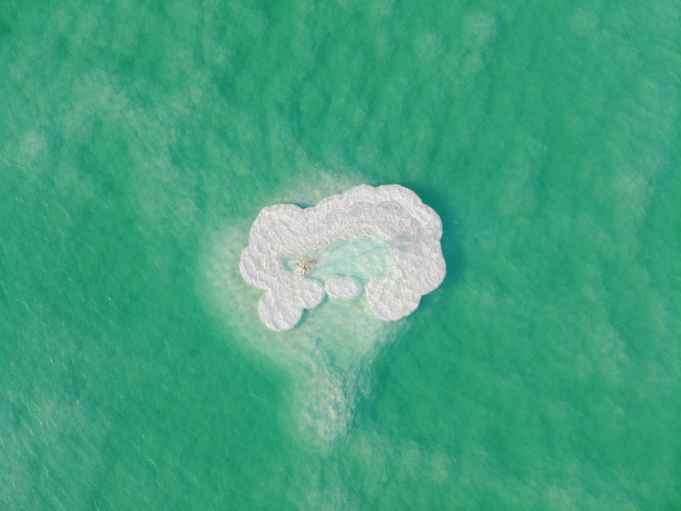 Ölü deniz tuzu adası