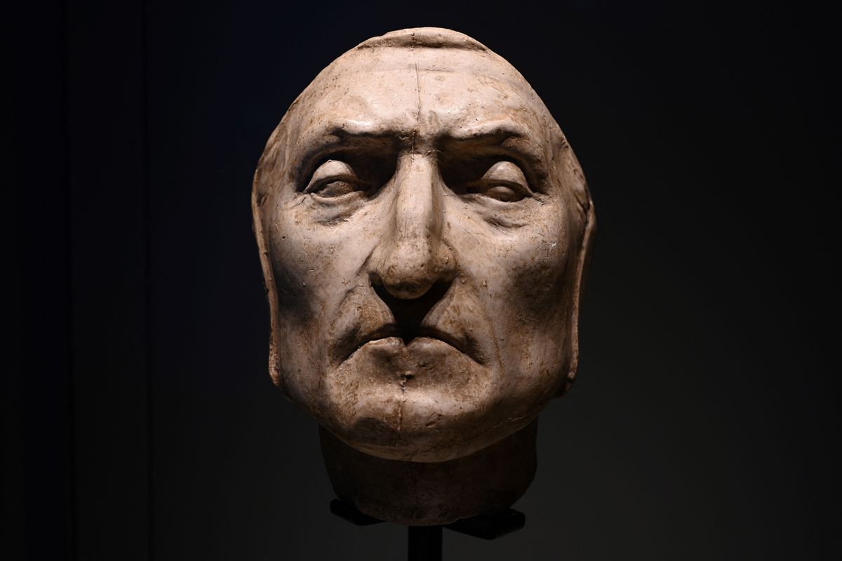 death mask of Italian poet, writer and philosopher Dante Alighieri