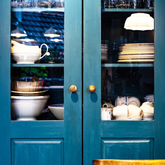 how to declutter kitchen cupboards