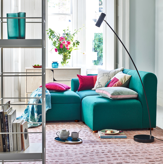 Simple Decluttering Hacks for a Stress-Free Home