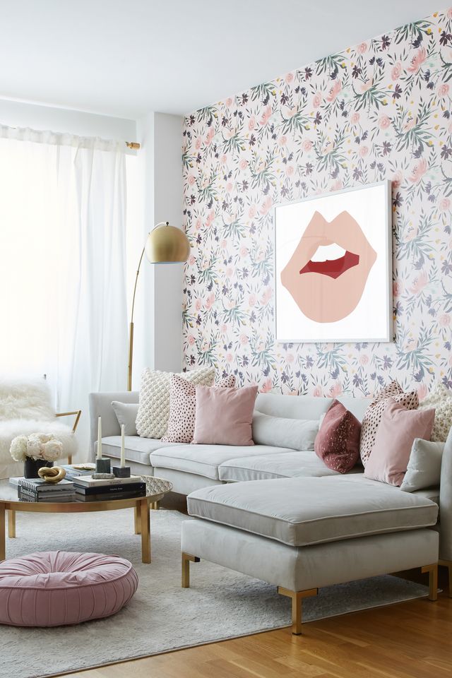 Living room, Room, Furniture, Interior design, Wallpaper, Pink, Property, Wall, Floor, Table, 