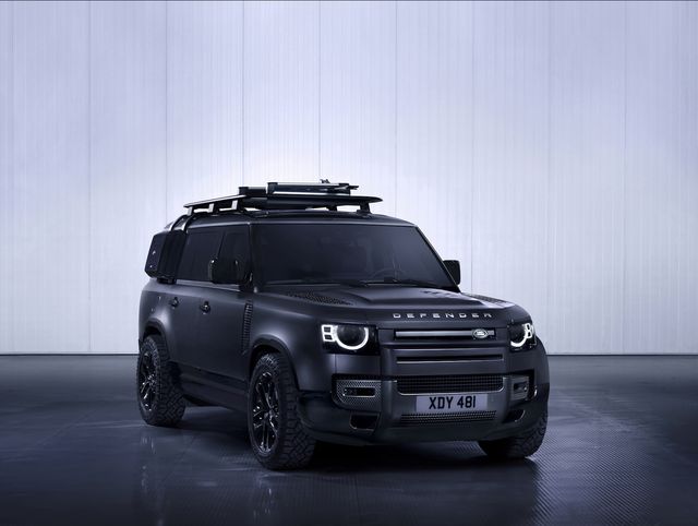 speer hefboom Caius 2024 Land Rover Defender Review, Pricing, and Specs