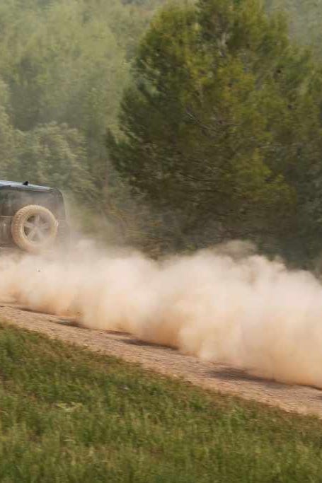 land rover defender 90 v8