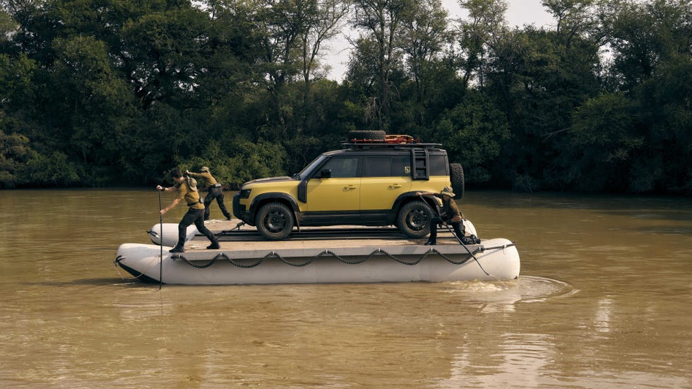 2026 land rover defender 110 trophy edition