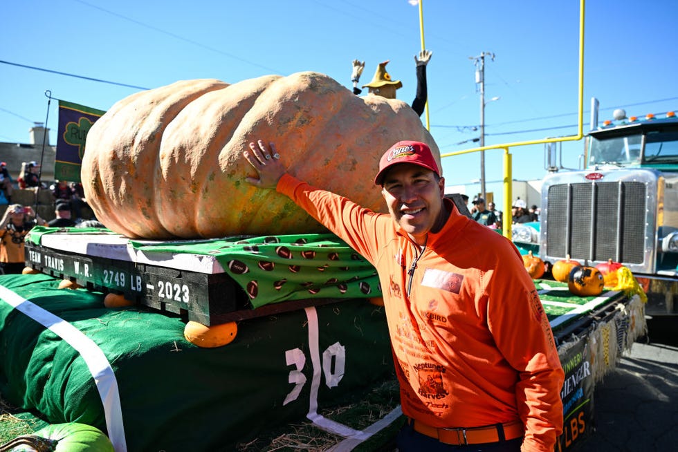 world champion pumpkin shown at half moon bay pumpkin festival 2024