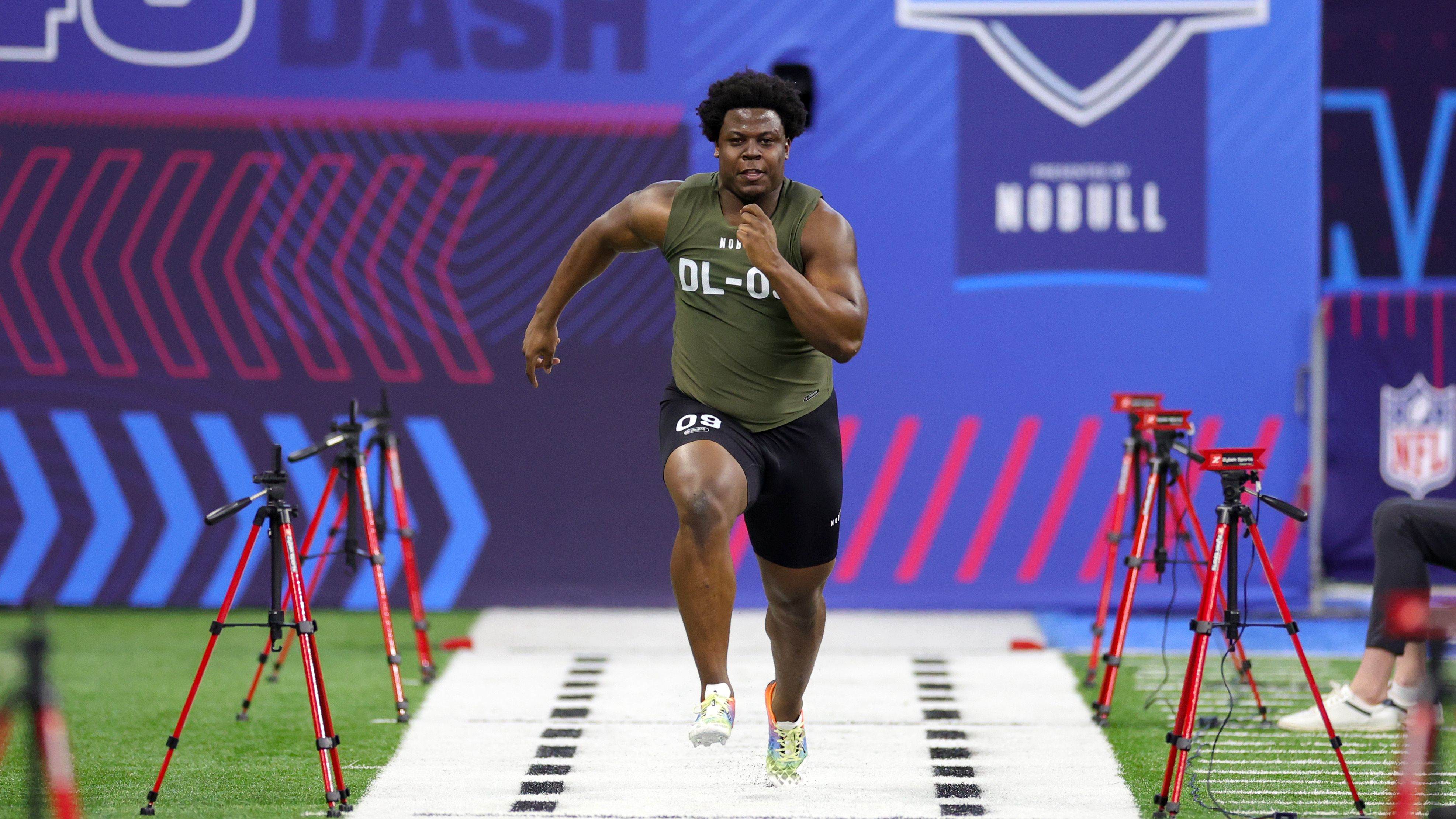When Will Players Run the 40-Yard Dash at the 2023 NFL Combine?