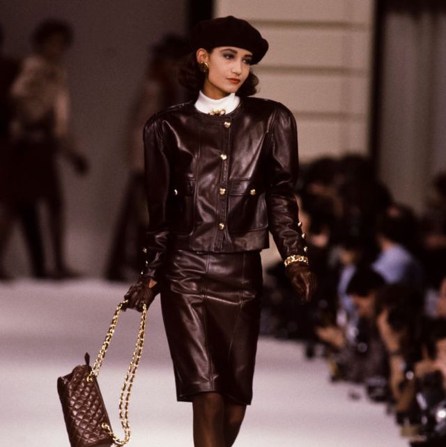 1992 Chanel Runway Look Black Leather Jacket With Quilted Shoulder