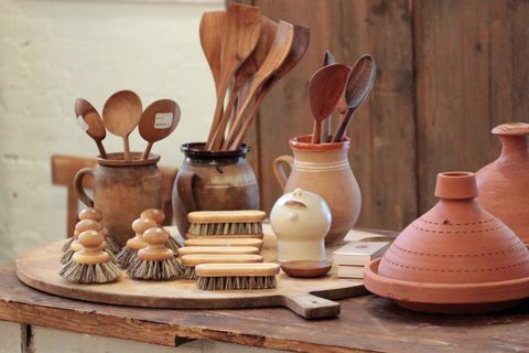 Ceramic, Pottery, earthenware, Still life, Shelf, Serveware, Room, Tableware, Art, woodworking, 