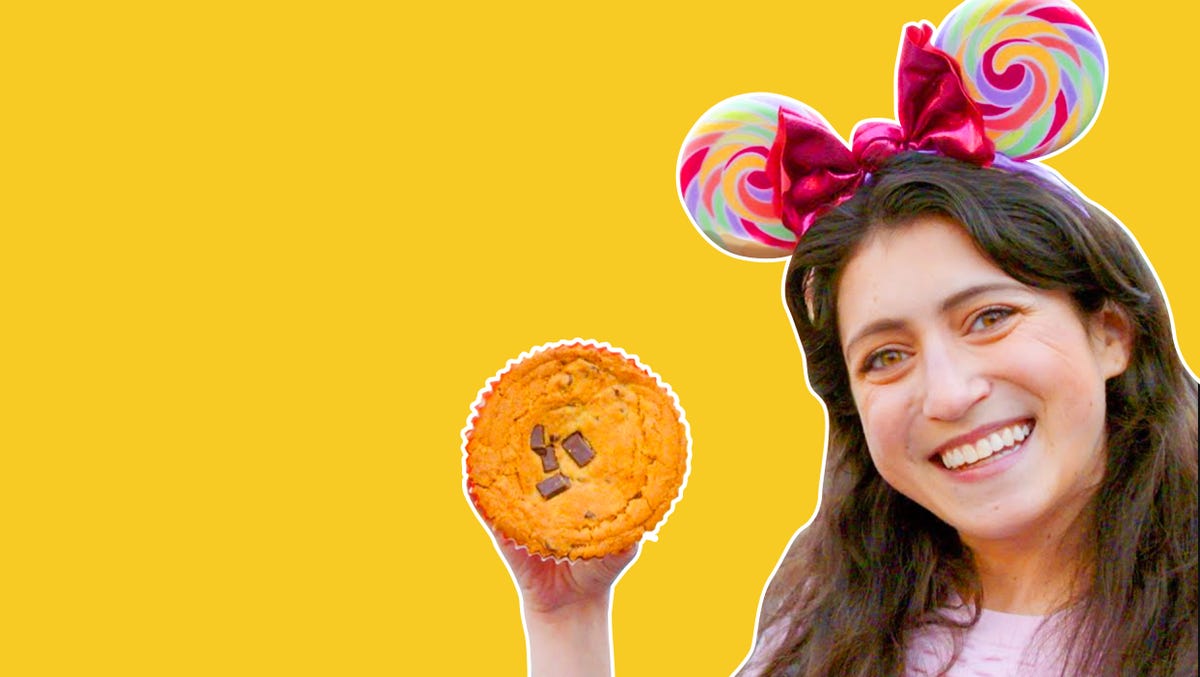 preview for 1 Woman, 14 Treats, And A Very Magical Day: This Is The Disney Hollywood Studios Ultimate Eating Challenge