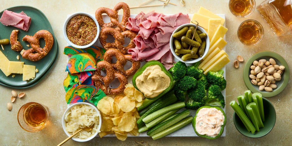 preview for You've Never Seen A St. Patrick's Day Snack Like This Shamrockuterie Board