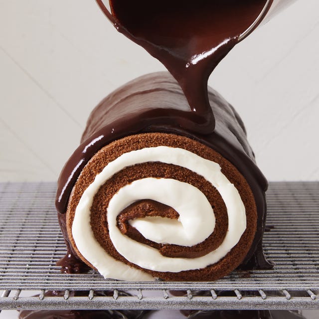 Best Swiss Roll Recipe - How To Make Homemade Swiss Roll