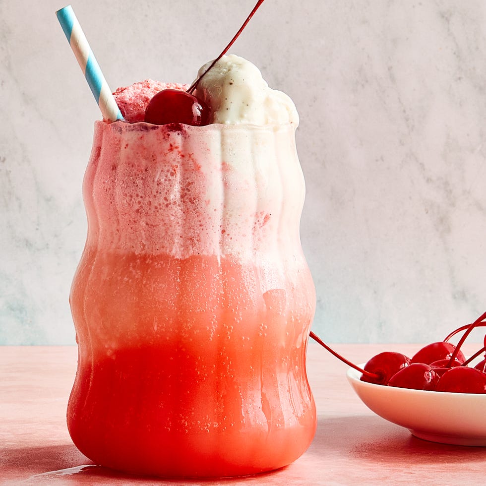 bubbly ginger ale, sweet grenadine, and creamy vanilla ice cream with a maraschino cherry