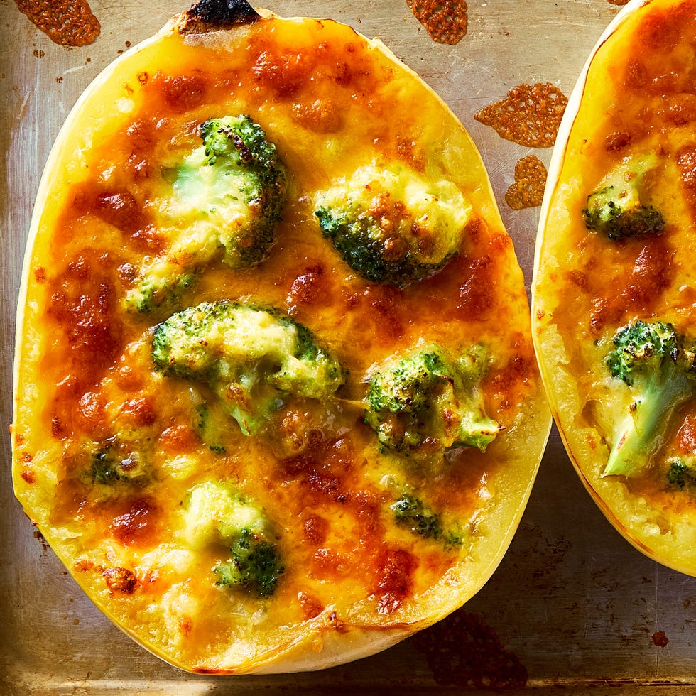 spaghetti squash stuffed with cheesy broccoli cheddar spaghetti squash