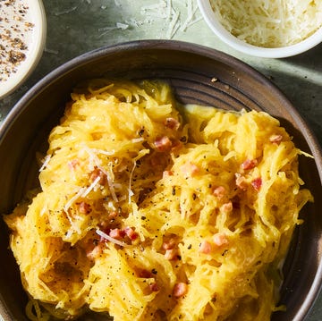 Spaghetti squash carbonara two bowls of spaghetti squash carbonara
