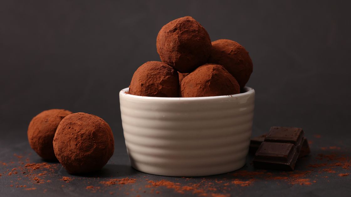 preview for How to make chocolate truffles