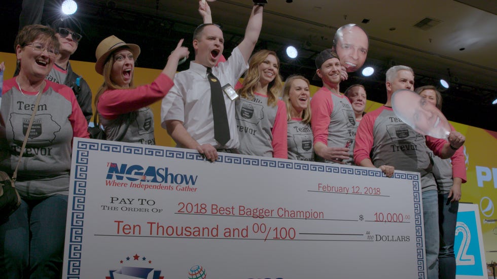 Cheque, Community, Pink, Event, Team, Crowd, 