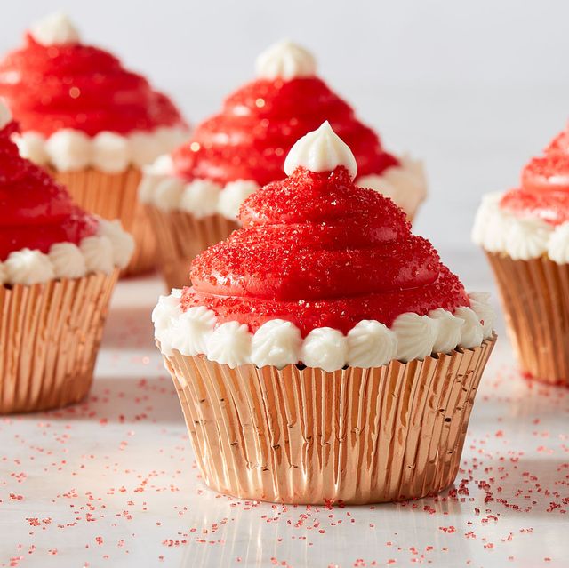 Gift Guide: For the Person You Don't Know Thaaat Well - Cupcakes