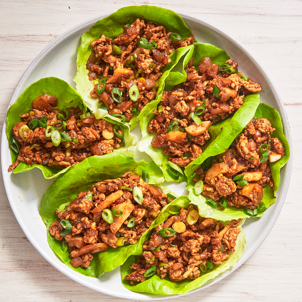 Minced Chicken with Lettuce Wrap  Chinese Style Minced Chicken Recipe 