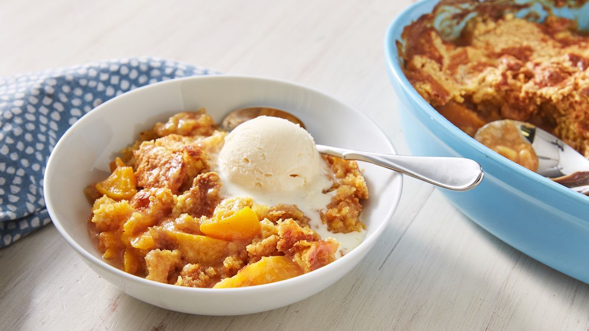 preview for It Is Actually Impossible To Mess Up This Incredible Peach Dump Cake