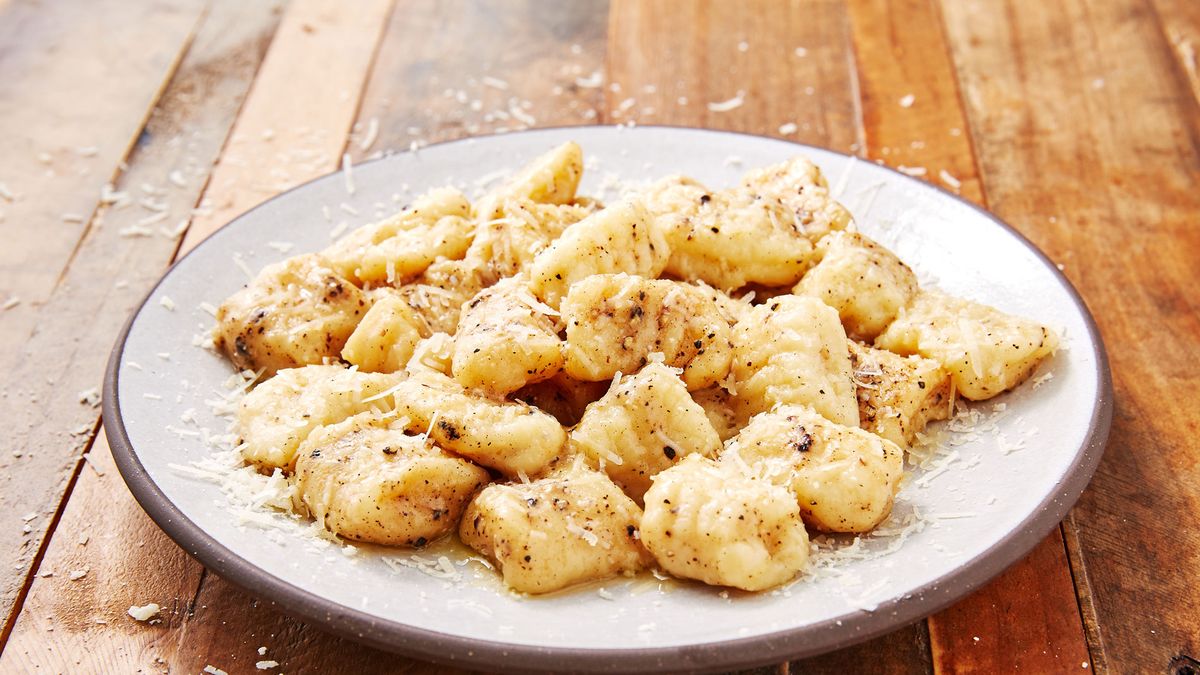 Best Potato Gnocchi Recipe - How to Make Potato Gnocchi