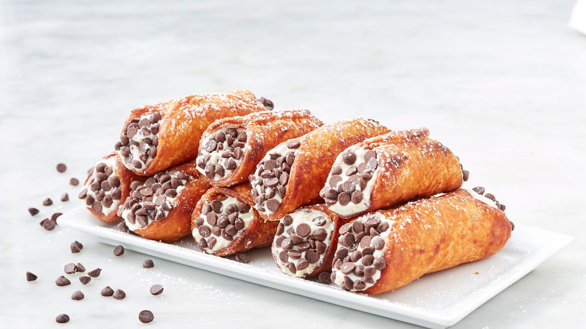 preview for Homemade Cannoli Are Better Than Any Bakery