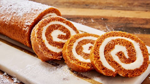 Best Pumpkin Roll Recipe How To Make Pumpkin Roll