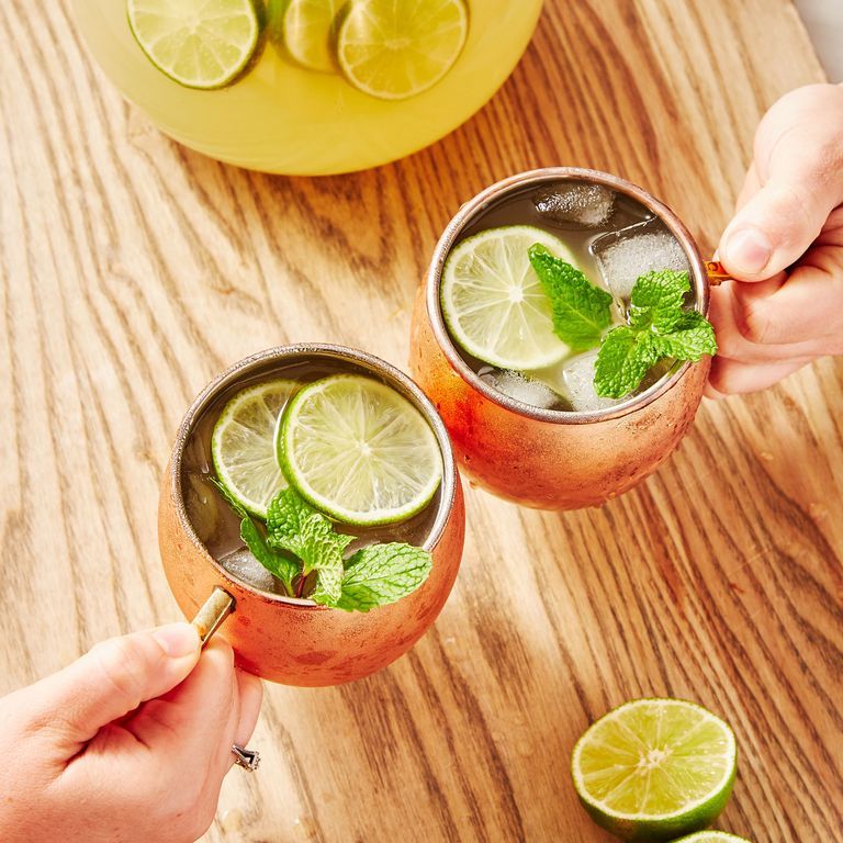 Best Moscow Mule Punch Recipe - How to Make Moscow Mule Punch