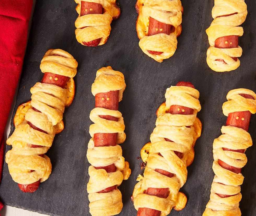 preview for Mummy Hot Dogs Will Disappear In Seconds At Your Halloween Party