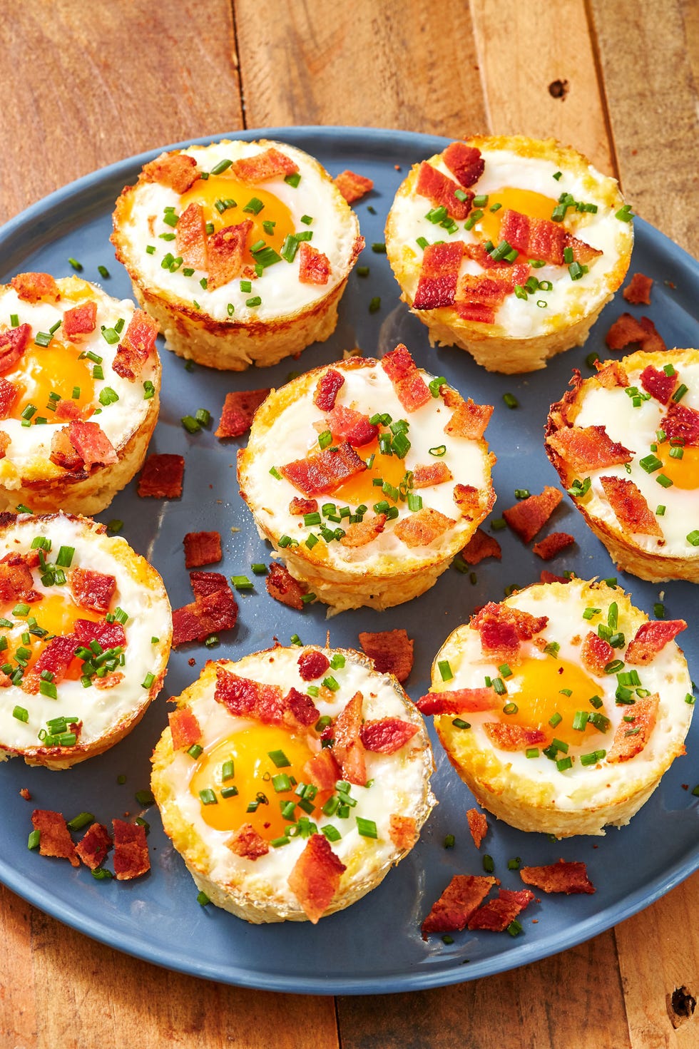 cauliflower hash brown egg cups delishcom