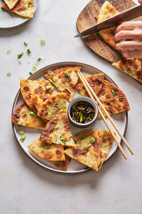 scallion pancakes with soy dipping sauce