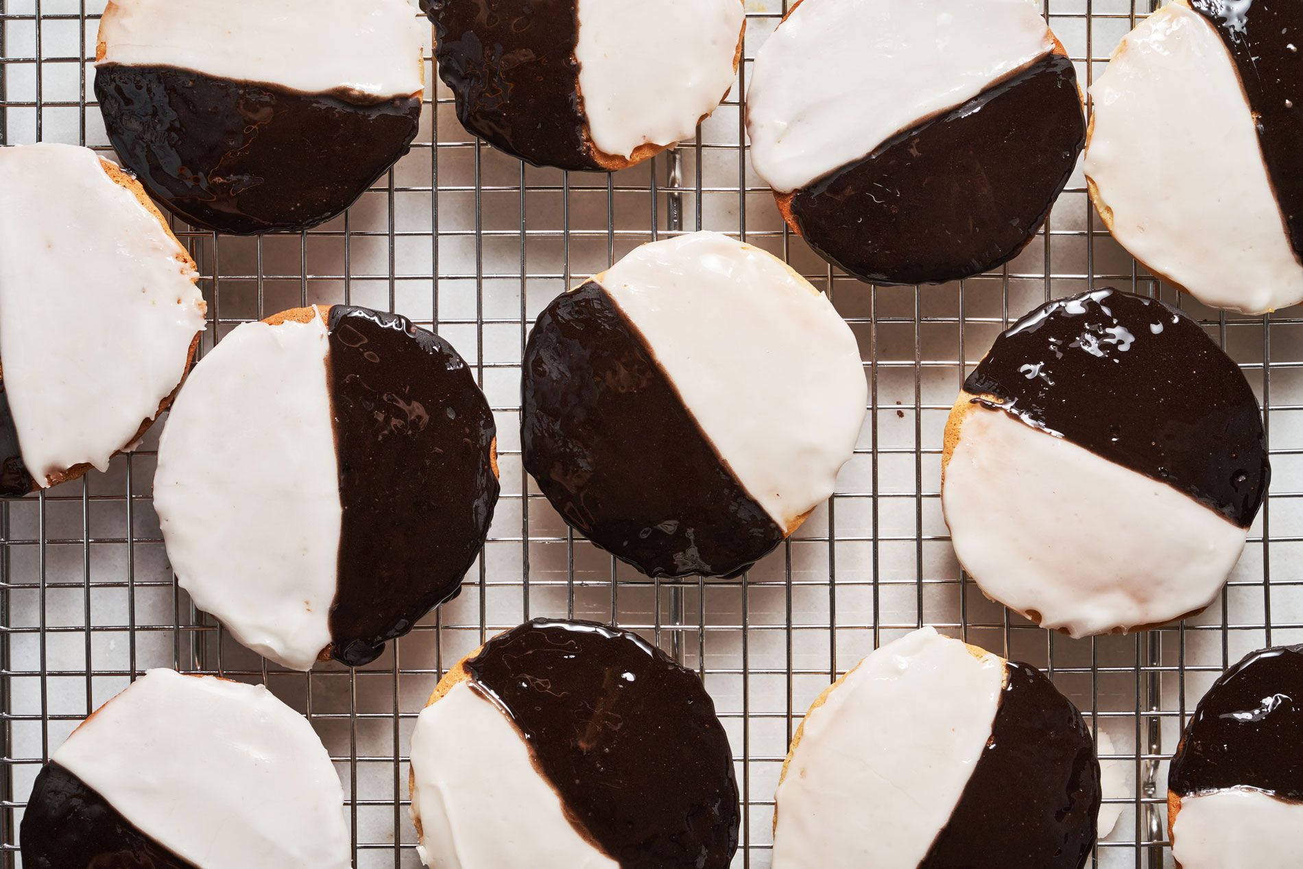 Best Black White Cookies Recipe How To Make Black White Cookies