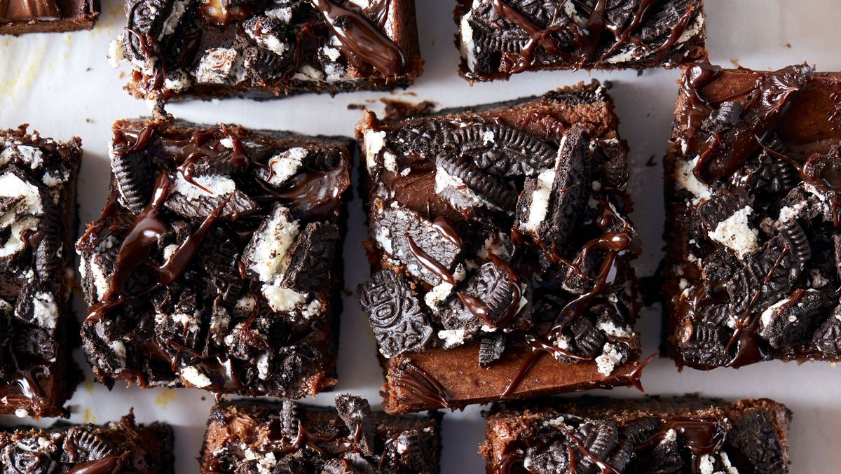 preview for Hot Fudge Cheesecake Bars Are A Chocolate Lover's Fantasy