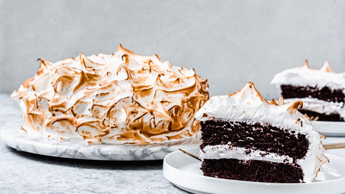 preview for Get Out Your Blowtorch To Whip Up This Incredible Marshmallow Cake