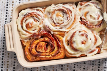 maple bacon cinnamon rolls