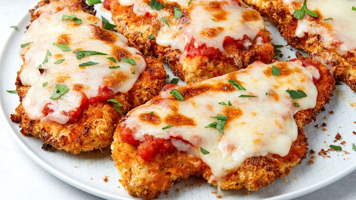 preview for Air Fryer Chicken Parmesan Is The Best Way To Make A Classsic