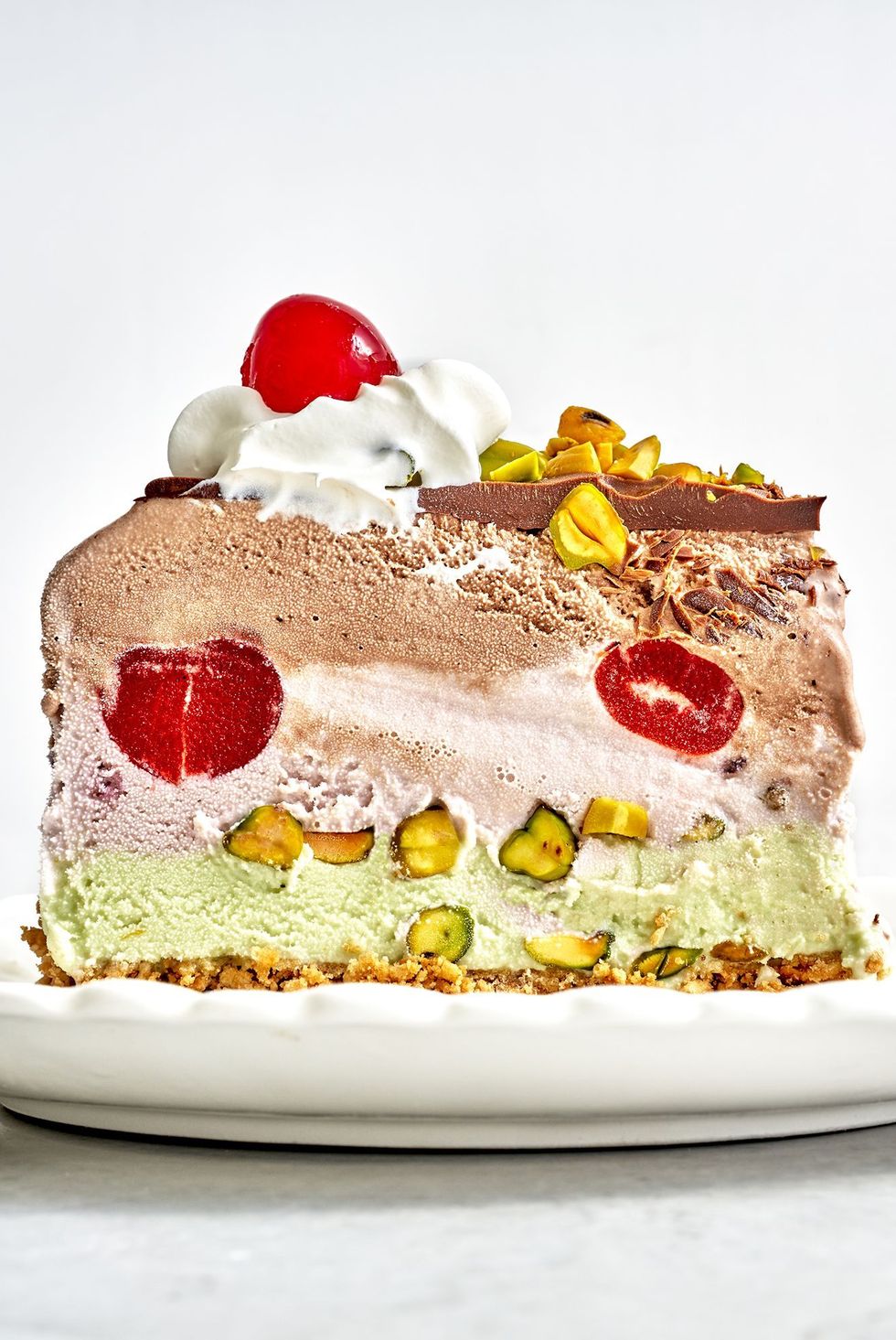 21 Easy Ice Cream Cake Recipes - How To Make Ice Cream Cake
