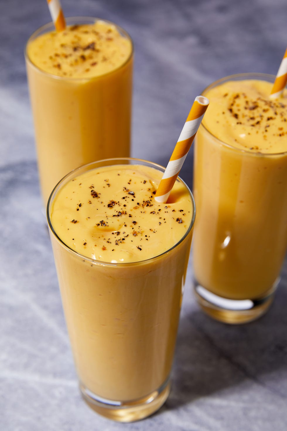 mango lassi delishcom