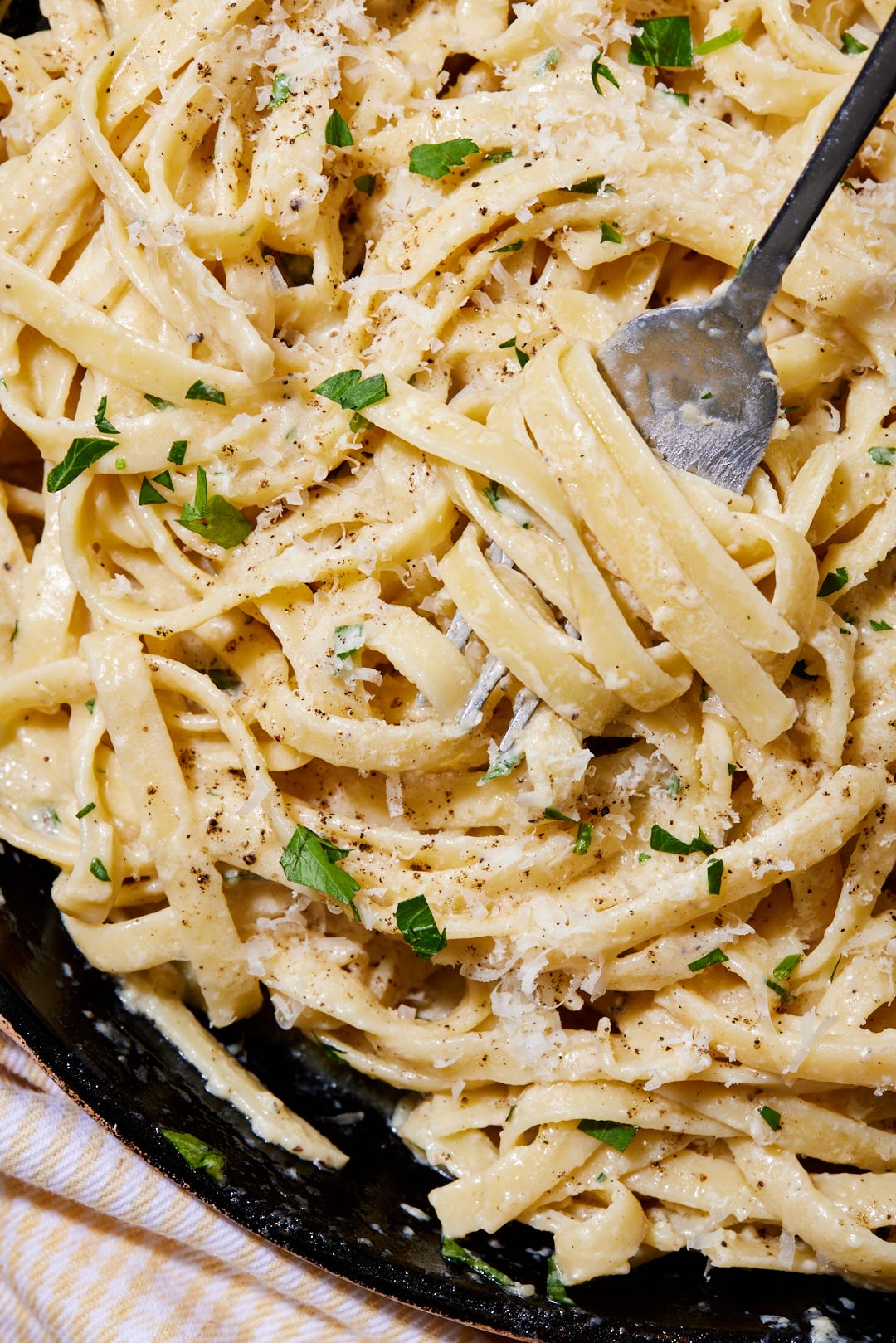 preview for Copycat Kitchen - Olive Garden Fettuccine Alfredo